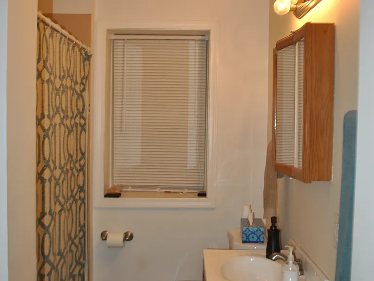1919 S Racine Ave #1R — Photo 6