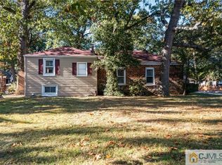 31 Monmouth Rd, Monroe Township, NJ 08831