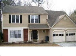 1345 Taylor Oaks Dr, Roswell, GA 30076