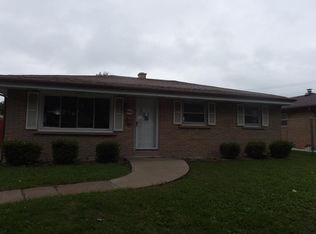 4725 S 24th St, Milwaukee, WI 53221