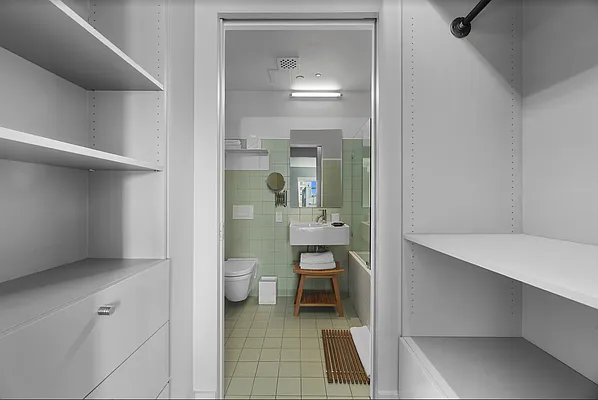 Rented by REAL New York | media 7