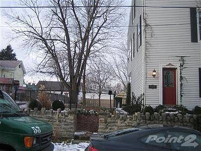 Newer siding, windows and mechanicals