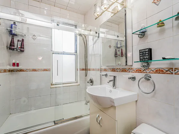 9707 Fourth Avenue image 14 of 20