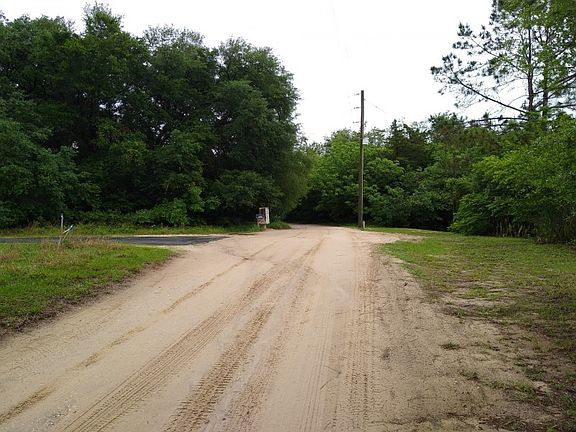 5th image of 16545 Pablo Island Dr