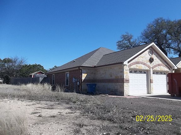 5th image of 1049 Creek Run