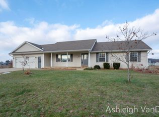 3332 Stager Dr, Middleville, MI 49333