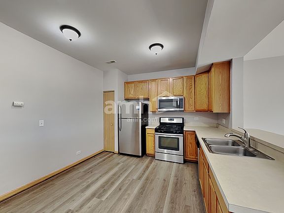3rd image of 2291 Flagstone Ln