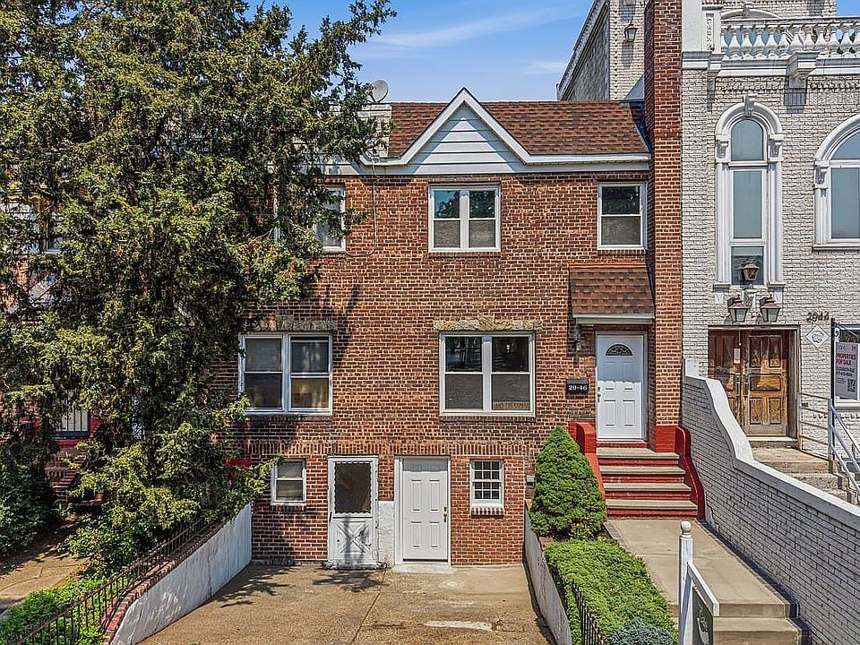 1st image of 2046 26th St