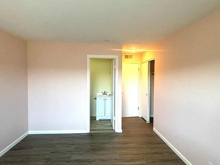 3239 Glendora Dr #6 — Photo 9