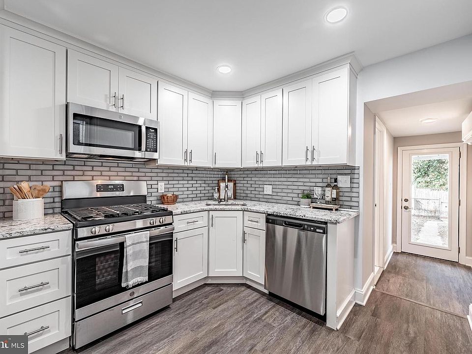 1st image of 708 W 34th St