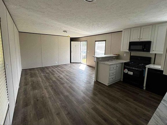 3rd image of 98 Patrick Ct N #98