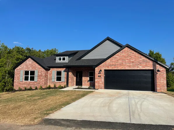 18 Olmsted Cir, Bella Vista, AR 72715