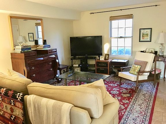 living room - 1st floor