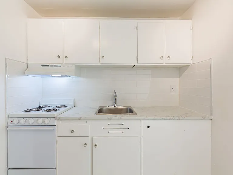 Viewmont Apartments — Photo 21