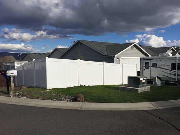 2nd image of 501 Hegel Ct
