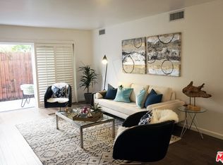 1045 N Kings Rd APT 103, West Hollywood, CA 90069