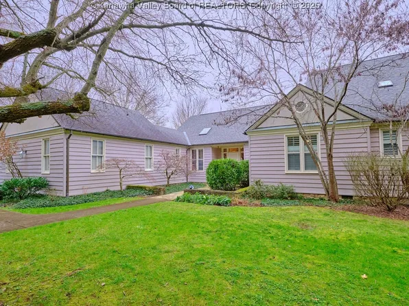 14 Wildacre Rd, Charleston, WV 25314