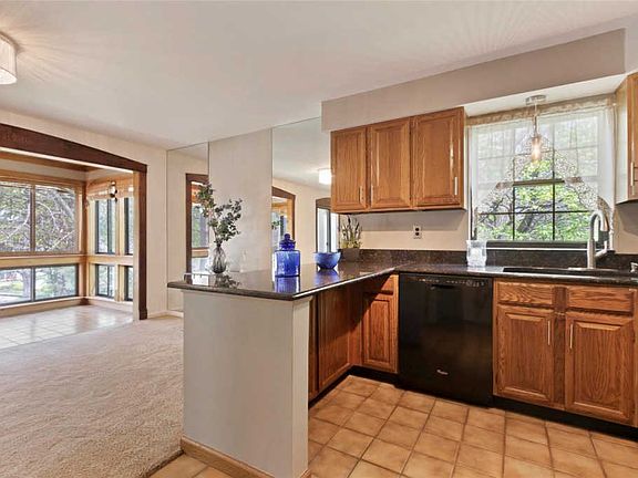 4th image of 1628 Walpole Dr APT D