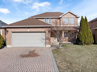 182 Eveleigh Cres, Windsor, ON N9E 4M3