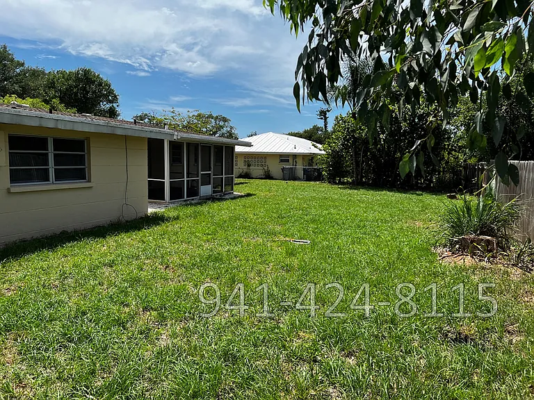 2503 Hibiscus St — Photo 22