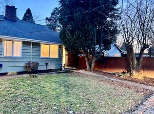 2513 SW 109th St, Seattle, WA 98146