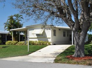 7108 SE Bluebird Cir, Hobe Sound, FL 33455