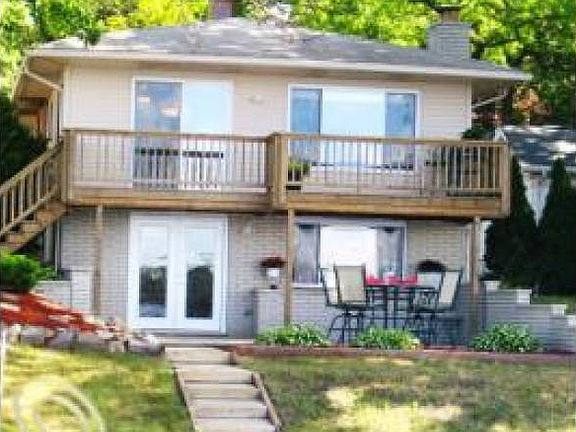 BEAUTIFUL DECK
