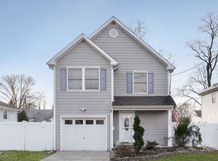 43 Ohio Ave, Middletown, NJ 07748