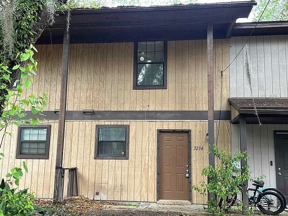 1st image of 3234 Nekoma Ln
