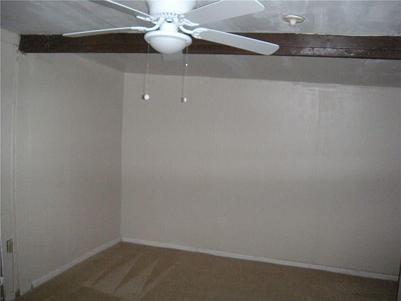 3rd image of 3122 Cedar Lake Dr