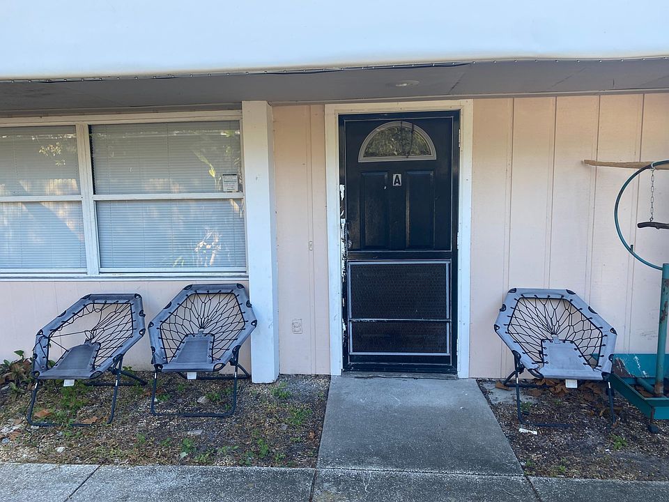 1st image of 208 Debby Ct #A