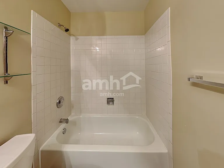 21216 W Chastworth Ln — Photo 17