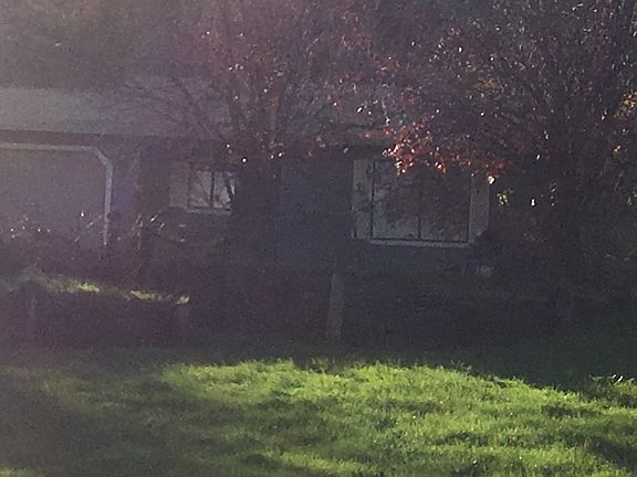 3rd image of 2355 Heney Ln