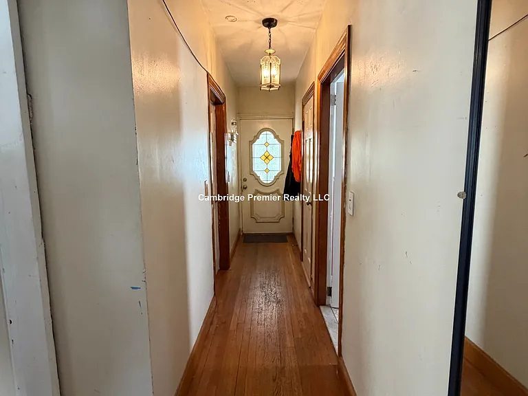 35 Rogers Ave — Photo 31