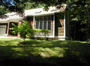 306 Middle Rd, Falmouth, ME 04105