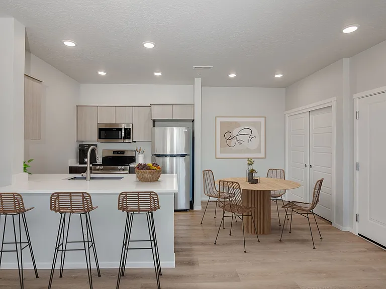 3500 W Pine Ave — Photo 70