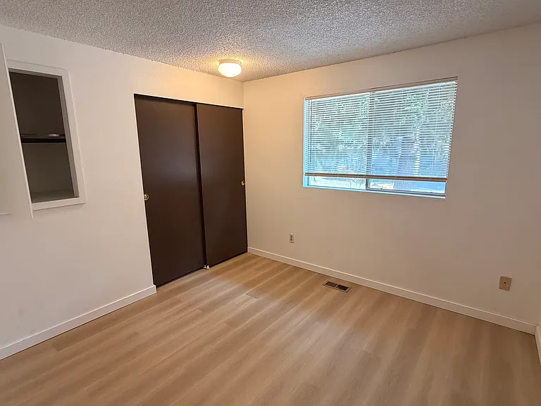 5801 143rd St SW — Photo 9