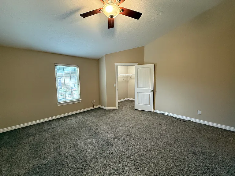 1361 E Mossy Springs Ln — Photo 14