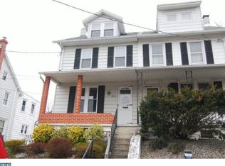 842 Scenic Dr, Mohnton, PA 19540
