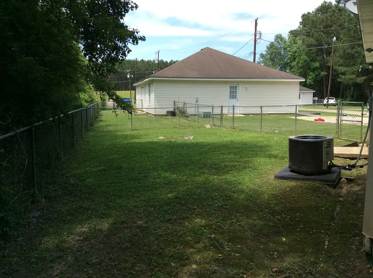 1 bed, 750 sqft, $760 — Photo 2