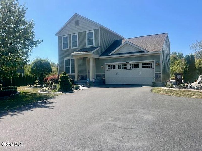 3rd image of 444 Baker Avenue
