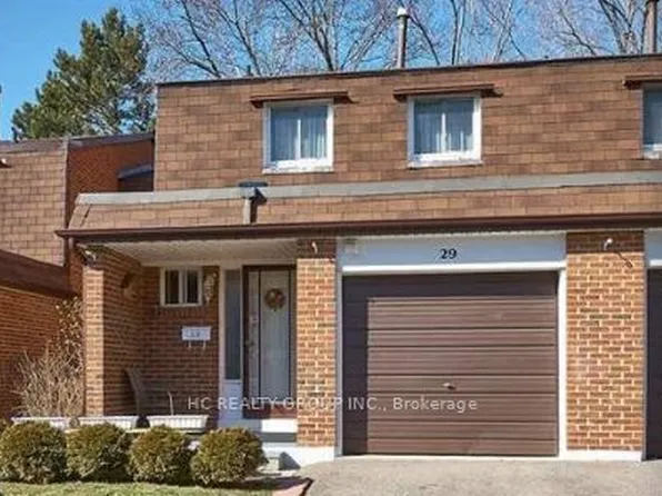 3025 Cedarglen Gate #29, Mississauga, ON L5C 2V7
