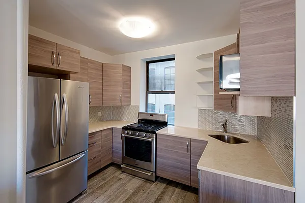 Rented by Julianna Realty Corp | media 22