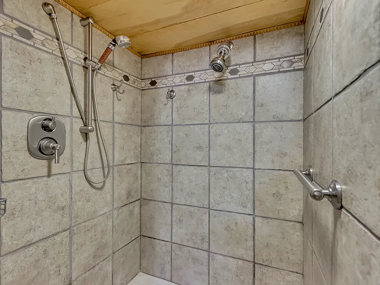 2607 N Viking Dr — Photo 14