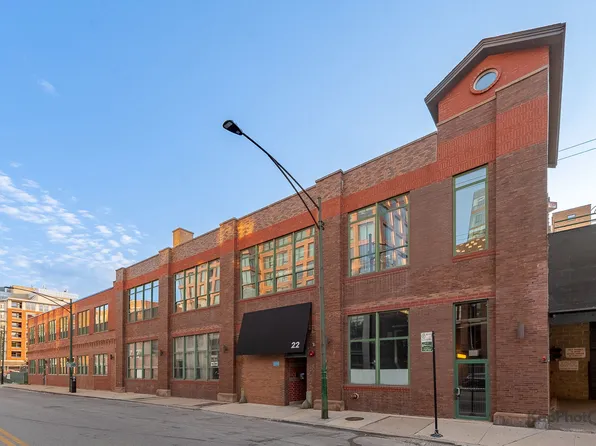 22 N Morgan St APT 211, Chicago, IL 60607