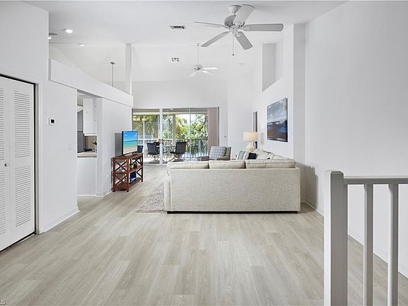 5th image of 27051 Lake Harbor CT #201