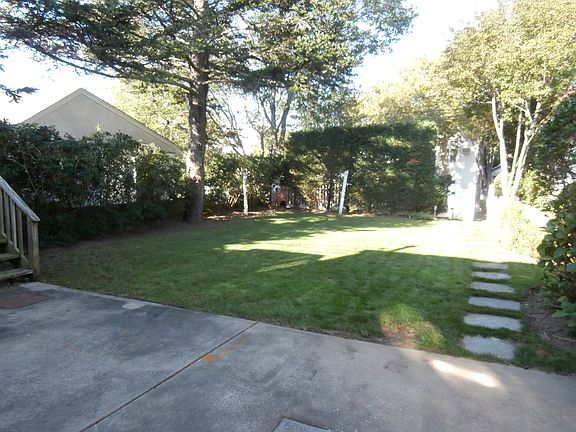 Large Patio & Yard