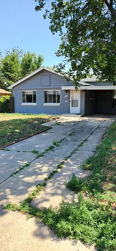 2208 Kenton St Photo 1