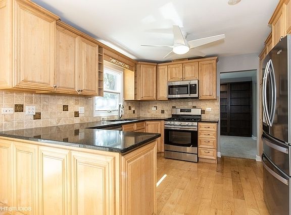 4th image of this home