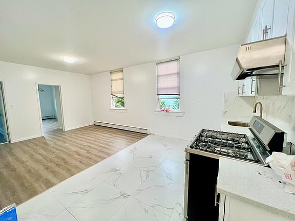 2nd image of 21401 35th Ave Floor 2